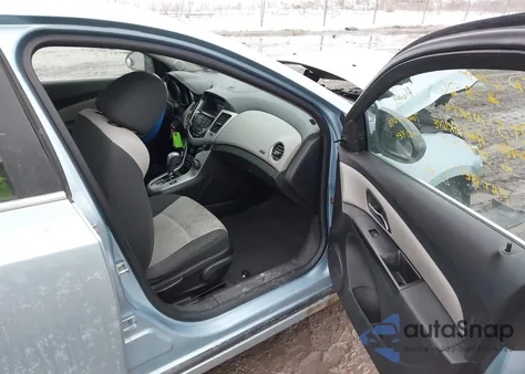 2011 Chevrolet Cruze Ls z USA, uszkodzony, nr VIN 1G1PC5SHXB7256686